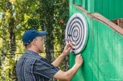 Назаровским спортсменам раздавали живых баранов и поздравляли с праздником