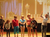 ���� ����