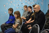 От сердца к сердцу добро летит