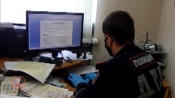 Назаровский водитель вёл автомобиль с младенцем на руках. Найден и наказан