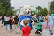 В городе Назарово празднуют День защиты детей