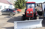 Назаровский район получил шесть тракторов по двум разным программам