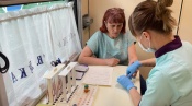 Более 200 жителей Назарово посетили «Поезд здоровья». Сегодня передвижная поликлиника продолжает принимать пациентов