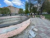 Подготовка фонтанов в Назарове к летнему сезону на финишной прямой