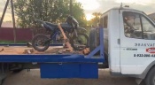 Водители мотоциклов в городе Назарово нарушают ПДД. Управляют двухколёсным транспортом и подростки