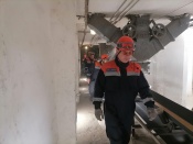Спасатели отработали действия при чрезвычайных ситуациях на Назаровском элеваторе 