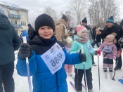 Назаровцы присоединились к самой массовой лыжной гонке