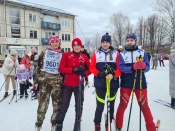 Сотрудники Назаровского разреза с семьями вышли на «Лыжню России»