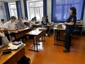 ���������� �����-��� � ����� ���: � ����������� ������ �������� ���� ������������ ������������������