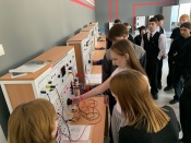 ���������� � �����������, ������-������, ���������� � ���� ����� ������������: � ���� ��������� ������������� ���� �������� ������ 